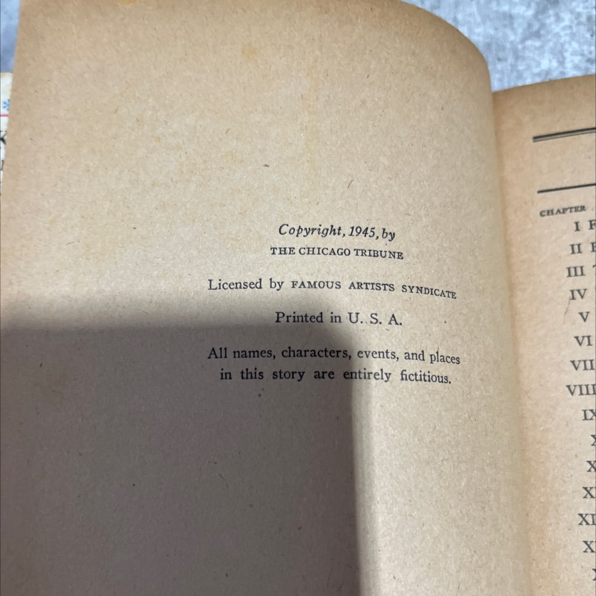 dick tracy meets the night crawler book, by chester gould, 1945 Hardcover image 3