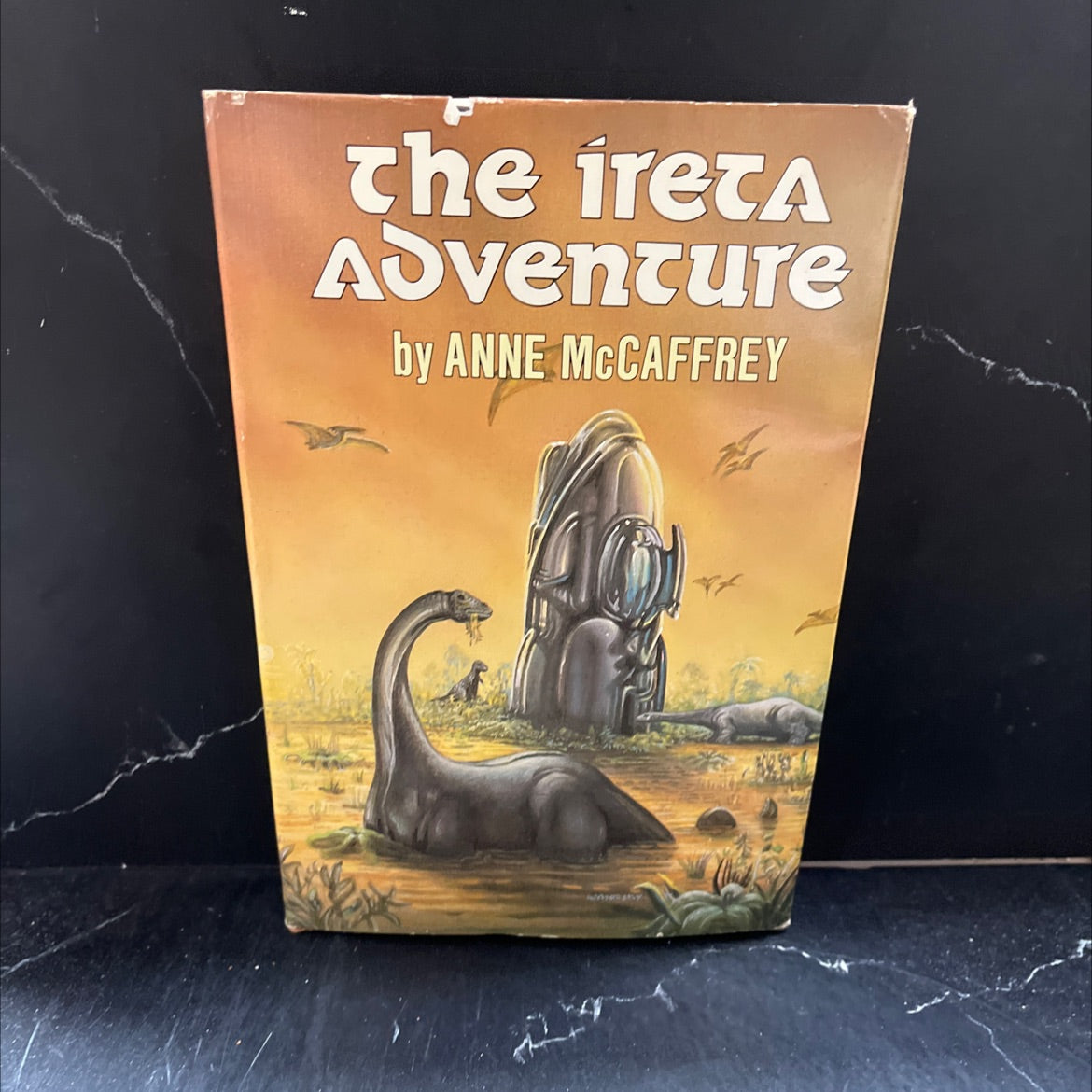 dinosaur planet survivors book, by Anne McCaffrey, 1984 Hardcover image 1