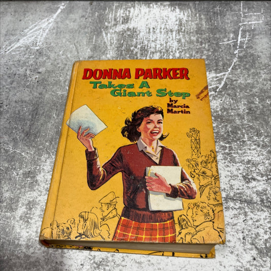donna parker takes a giant step book, by marcia martin, 1964 Hardcover image 1