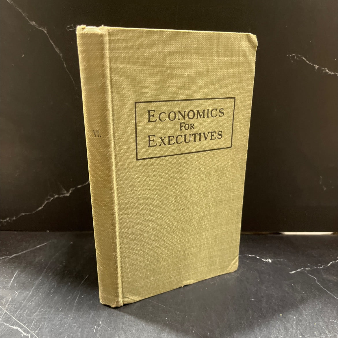 economics for executives the determination of prices book, by george e. roberts, 1921 Hardcover image 1