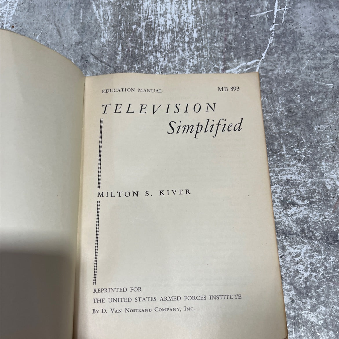 education manual television mb 893 simplified book, by milton s. kiver, 1950 Paperback image 2
