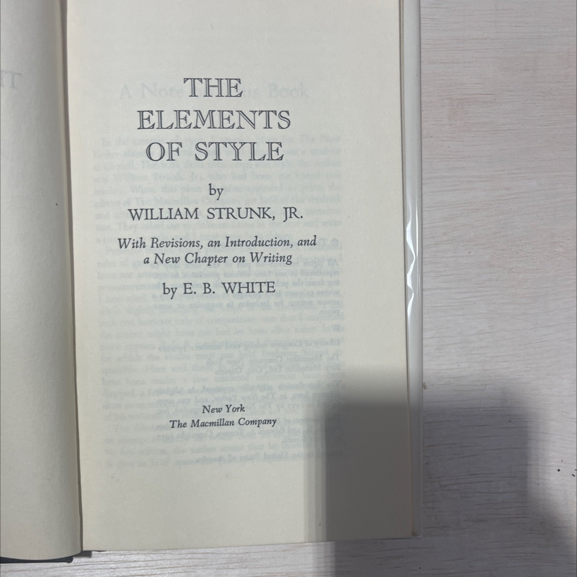 elements of style book, by william strunk jr, 1959 Hardcover, Vintage image 2