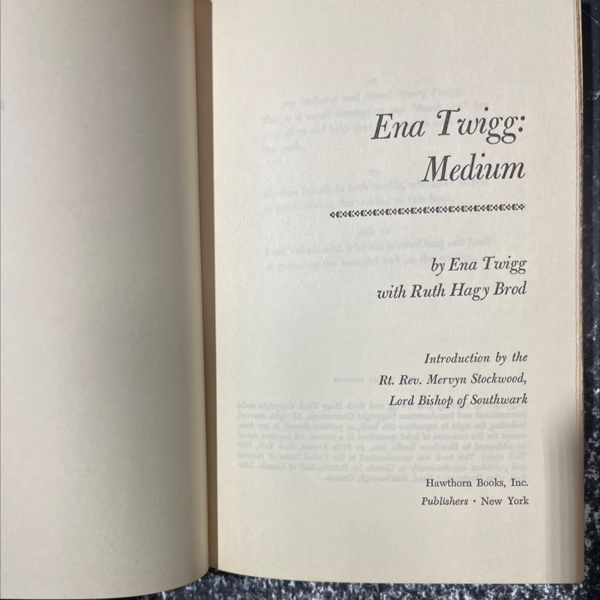 ena twigg: medium book, by Ena Twigg, Ruth Hagy Brod, 1972 Hardcover image 2