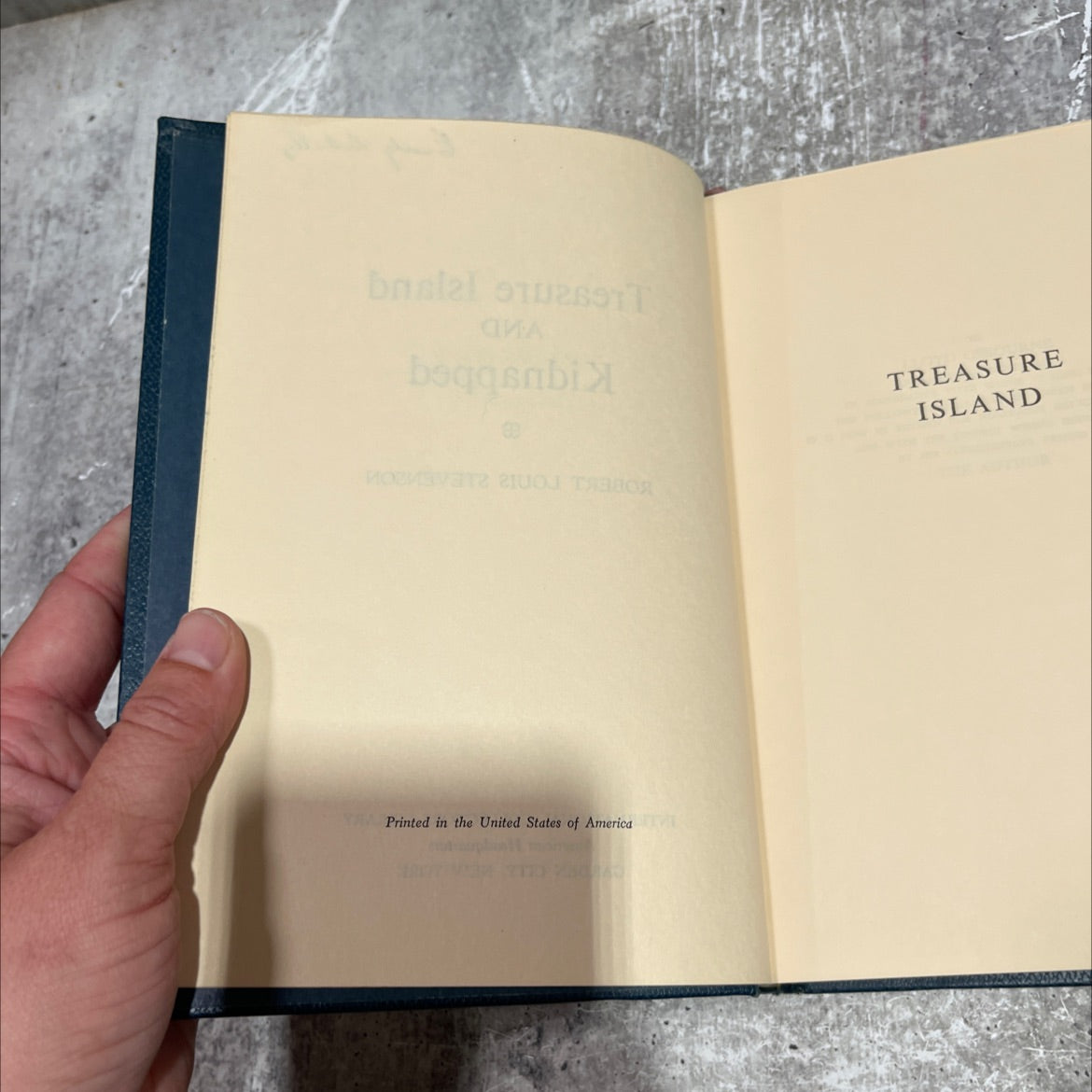 enely sabulty treasure island and kidnapped book, by robert louis stevenson, 1988 Hardcover image 3