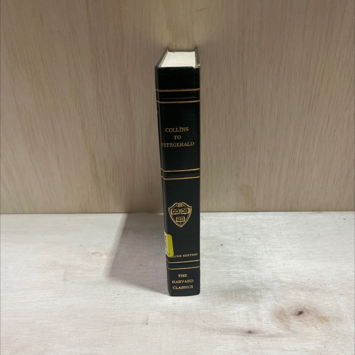 english poetry in three volumes volume ii from collins to fitzgerald book, by charles w. eliot, 1938 Leather image 4