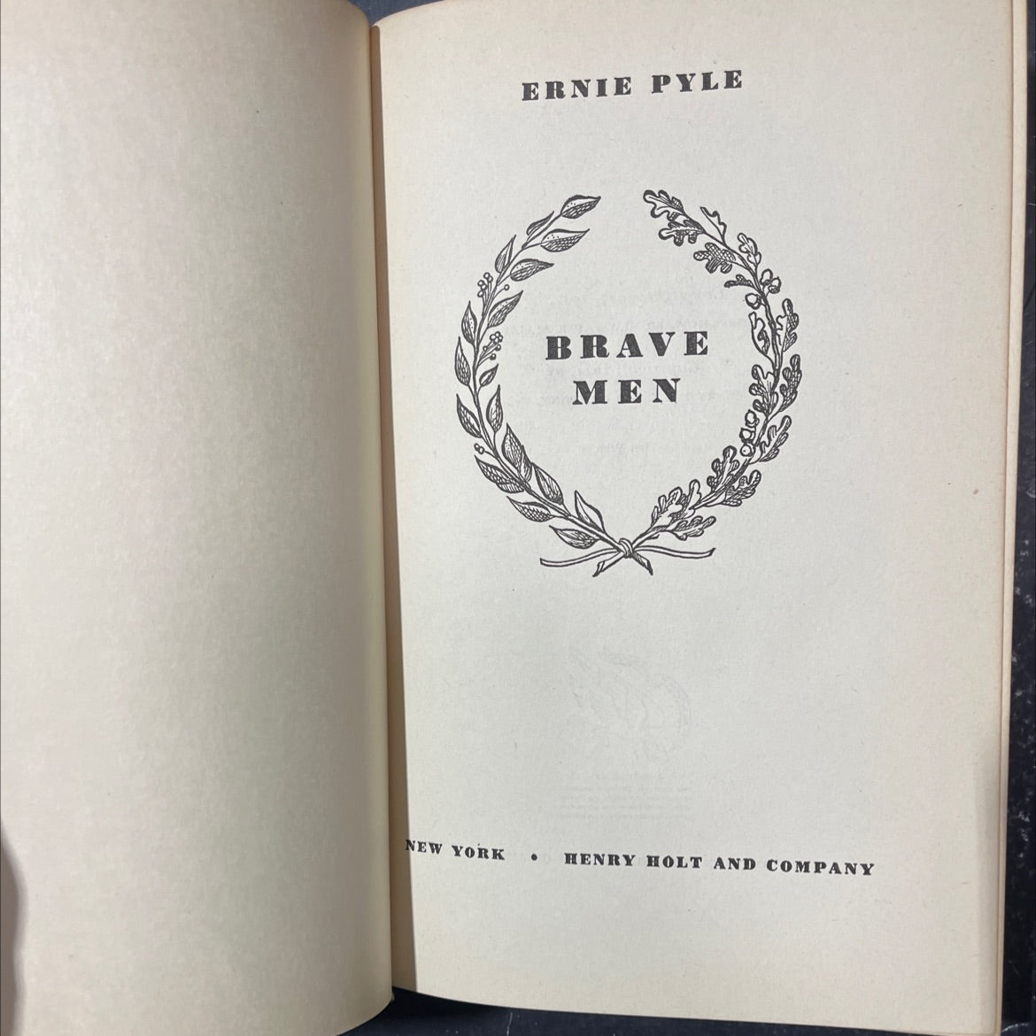 ernie pyle brave men book, by Ernie Pyle, 1944 Hardcover image 2