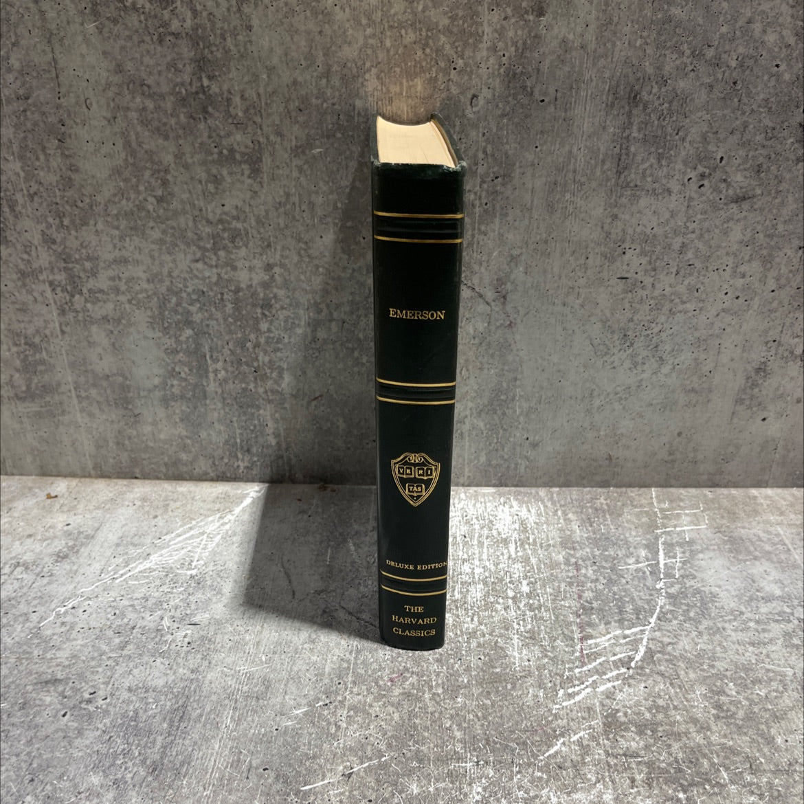 essays and english traits book, by ralph waldo emerson, 1937 Hardcover image 4
