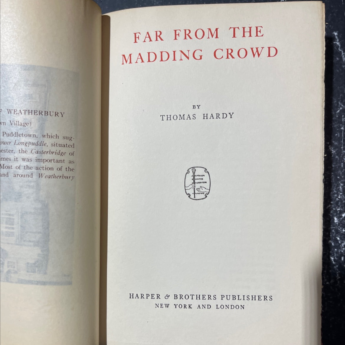 far from the madding crowd book, by thomas hardy, 1970 Leather image 3