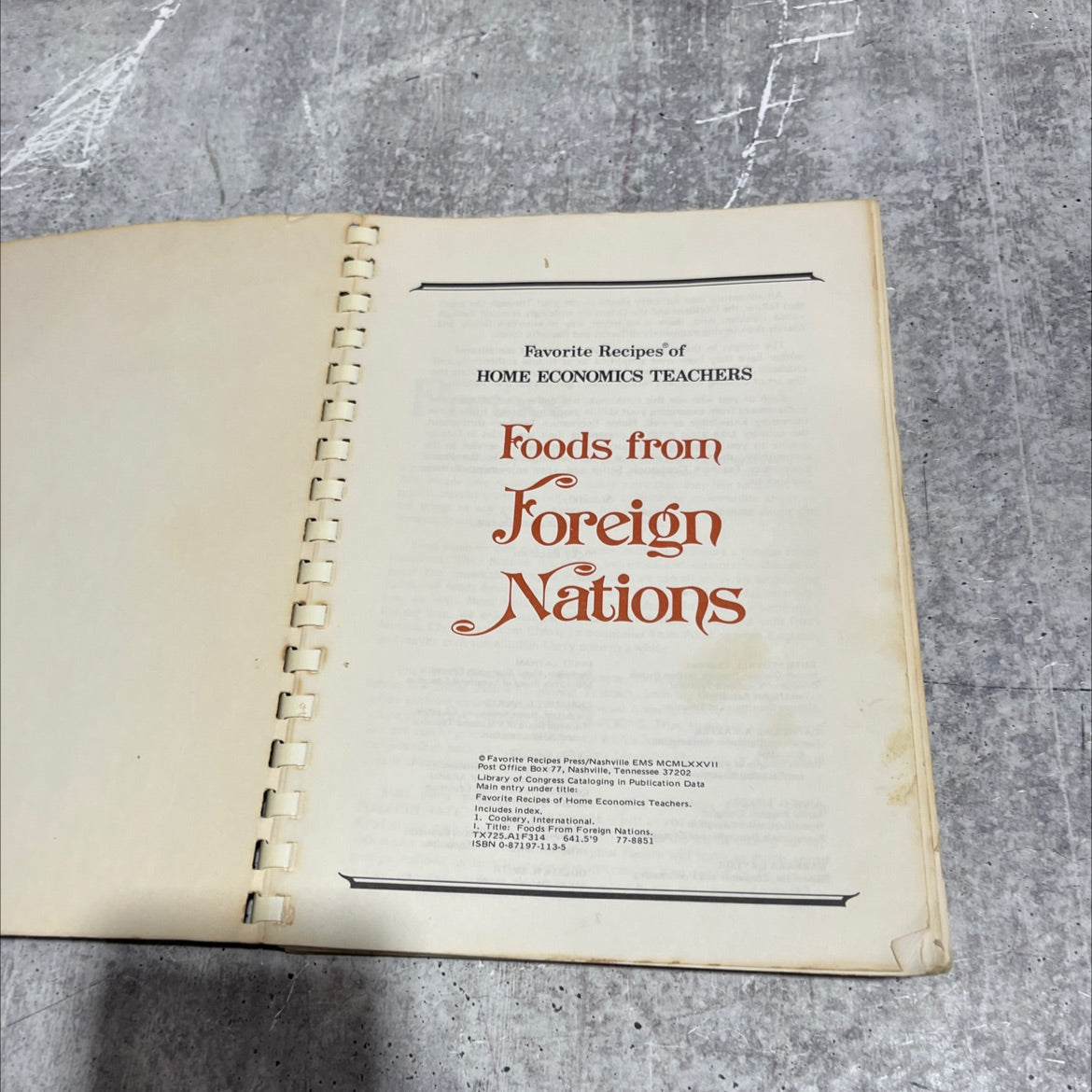 favorite recipes of home economics teachers book, by Ricky Beaulieu, Nicky Beaulieu, 1977 Paperback image 2