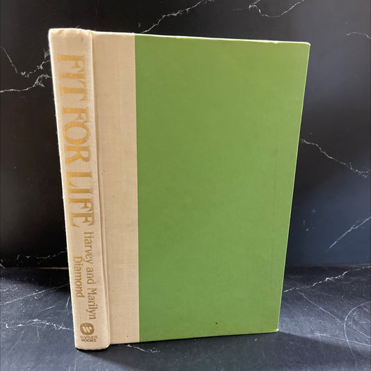 fit for life book, by Harvey and Marilyn Diamond, 1985 Hardcover image 1