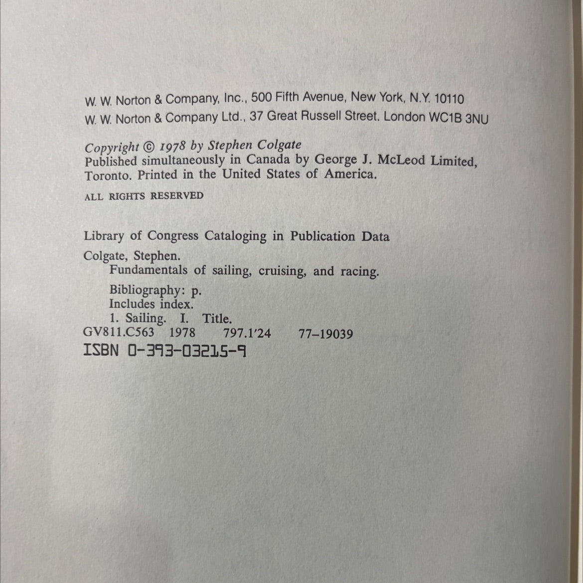 fundamentals of sailing, cruising, and racing book, by Stephen Colgate, 1978 Hardcover image 3