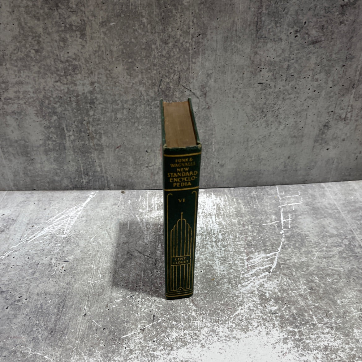 funk & wagnalls new standard encyclopedia of universal knowledge volume vi centrarchida-cloudburst book, by frank h. image 4