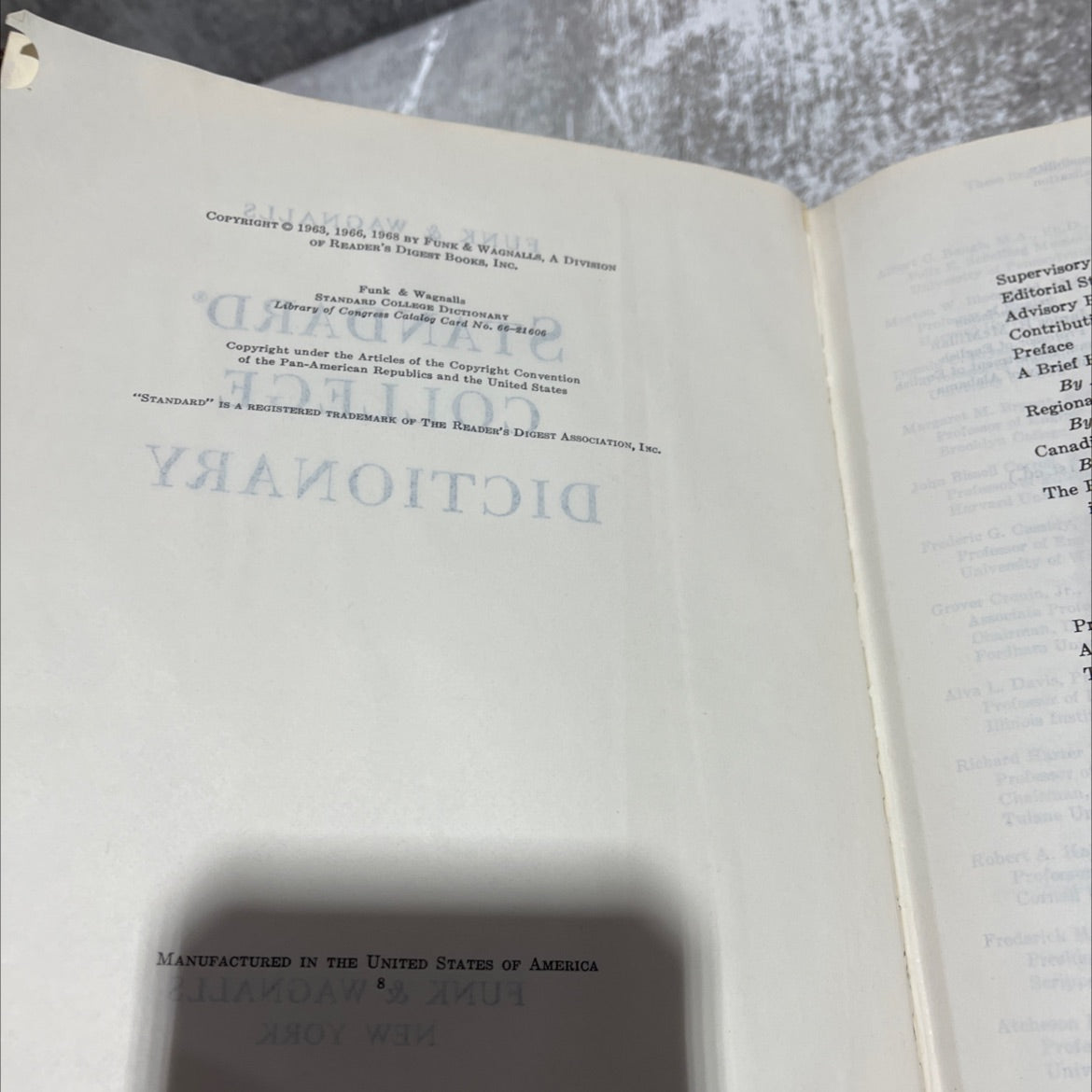 funk & wagnalls standard college dictionary book, by unknown, 1968 Leather image 3