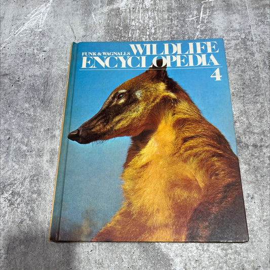 funk & wagnalls wildlife encyclopedia book, by Dr. Maurice Burton and Robert Burton, 1974 Hardcover image 1