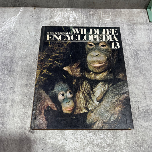 funk & wagnalls wildlife encyclopedia book, by Dr. Maurice Burton and Robert Burton, 1974 Hardcover image 1