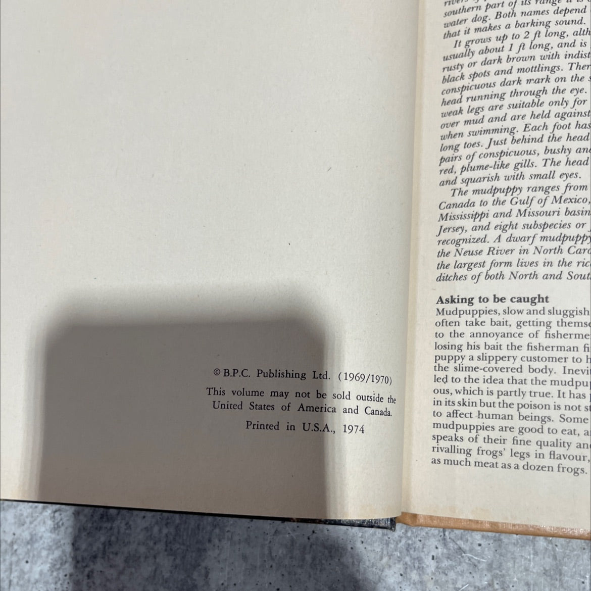 funk & wagnalls wildlife encyclopedia book, by Dr. Maurice Burton and Robert Burton, 1974 Hardcover image 3