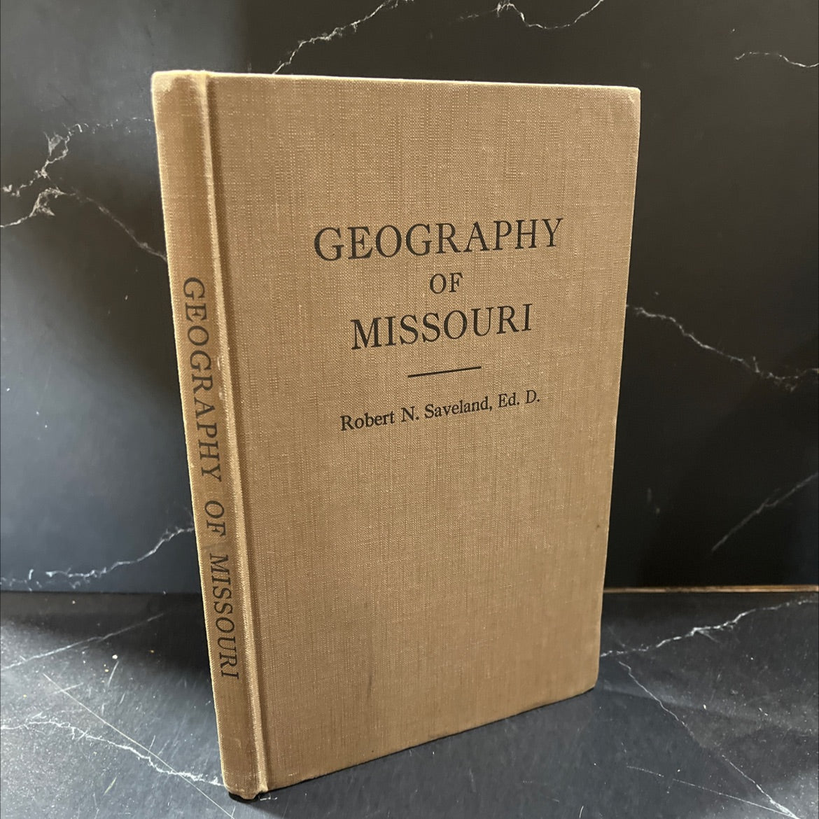 geography of missouri a story of the people and the regions of the show me state book, by robert n. saveland, 1954 image 1