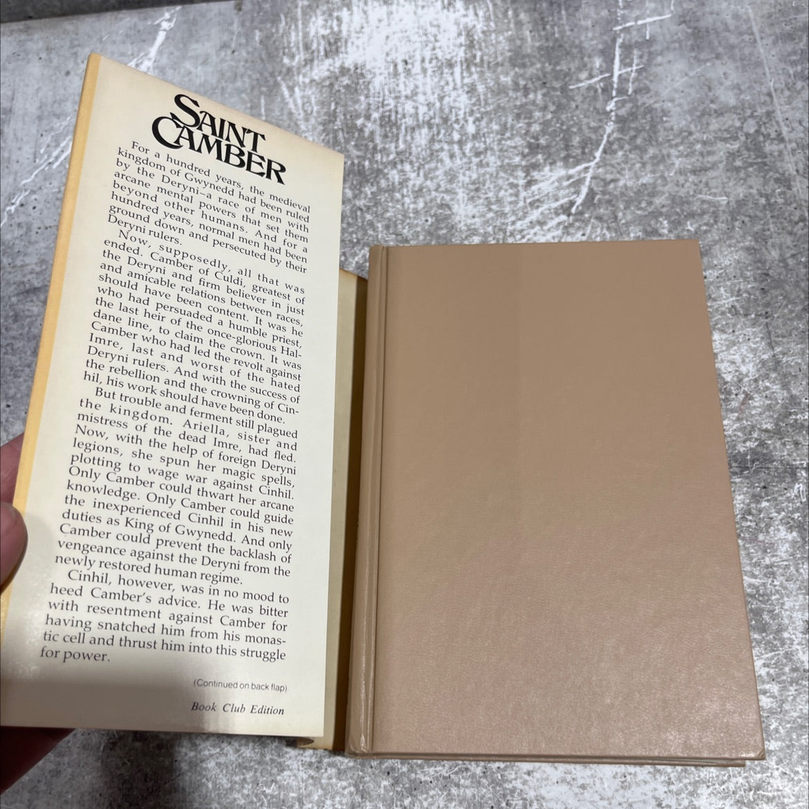 gitral saint camber volume ii book, by katherine kurtz, 1978 Hardcover image 4