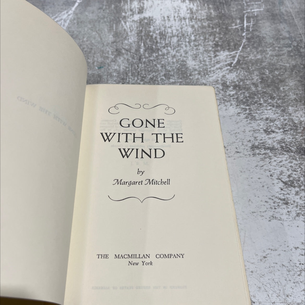 gone with the wind book, by Margaret Mitchell, 1964 Hardcover image 2