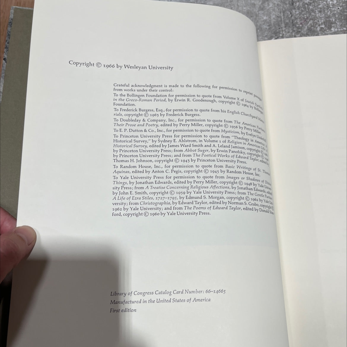 graven images new england stonecarving and its symbols, 1650-1815 book, by allan i. ludwig, 1966 Hardcover image 3