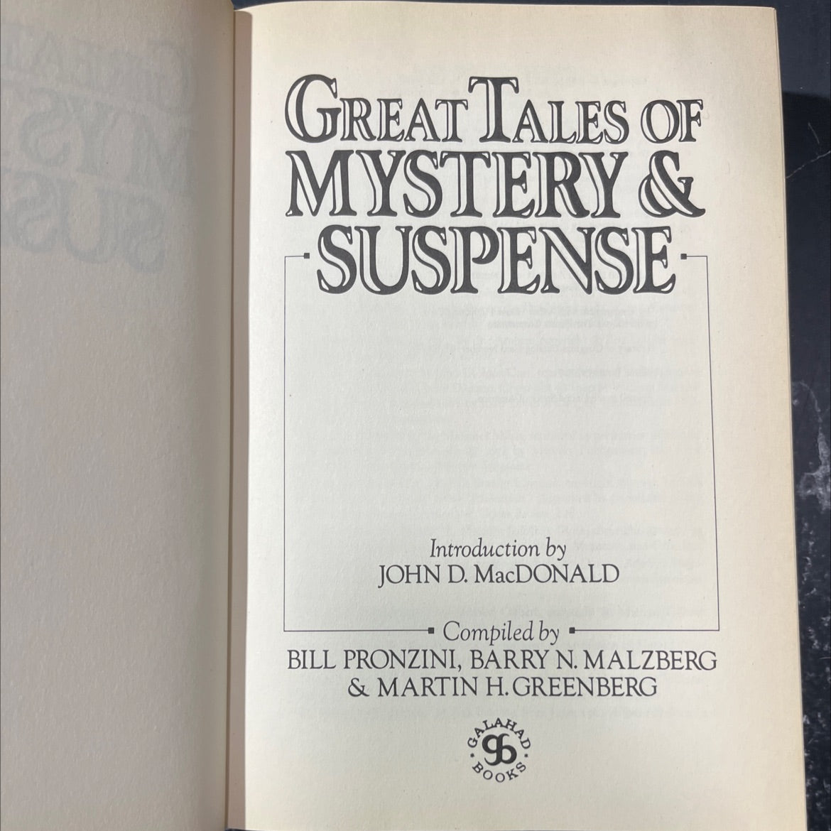great tales of mystery & suspense book, by bill pronzini, barry n. malzberg, martin h. greenberg, 1988 Hardcover image 2