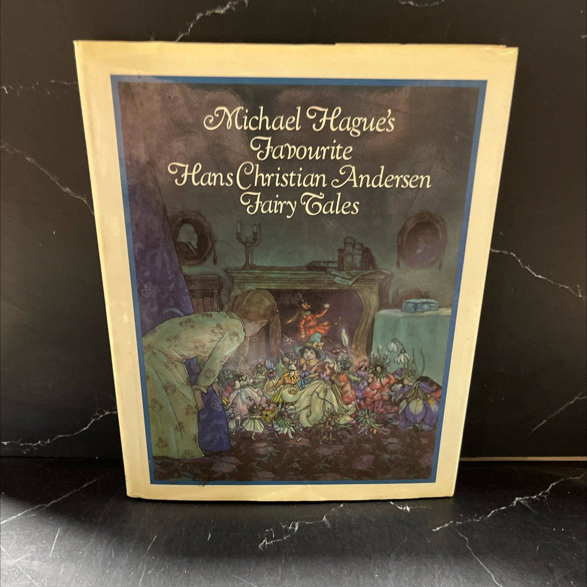 hans christian andersen fairy tales book, by Hans Christian Andersen, 1981 Hardcover image 1