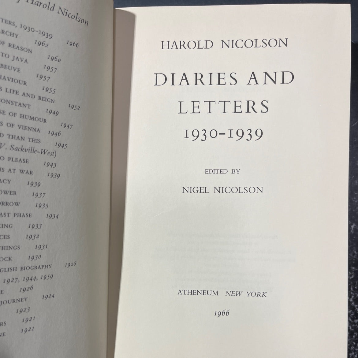 harold nicolson diaries and letters 1930-1939 book, by harold nicolson, 1966 Hardcover image 2