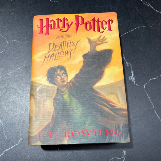 harry potter and the deathly hallows book, by j. k. rowling, 2007 Hardcover image 1
