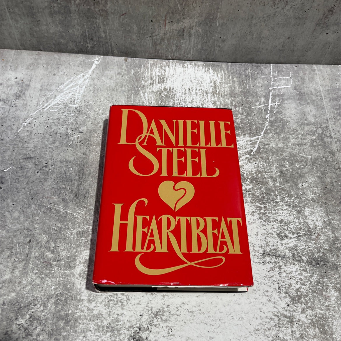 heartbeat book, by danielle steel, 1991 Hardcover image 1