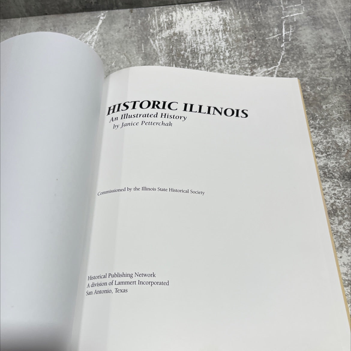 historic illinois an illustrated history book, by Janice Petterchak, 2005 Hardcover image 2