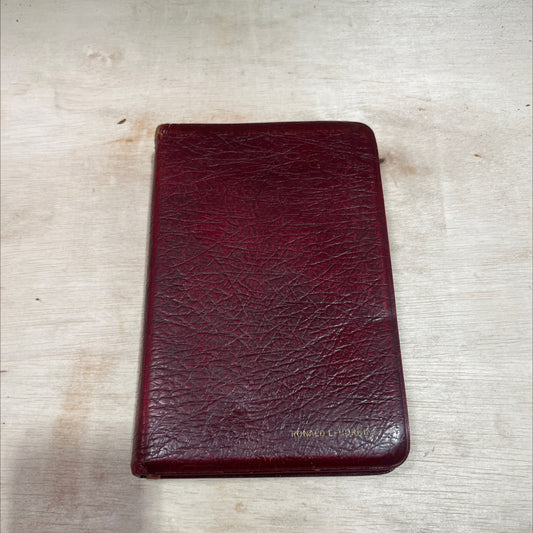 holy bible, new american standard book, by not stated, 1975 Leather image 1
