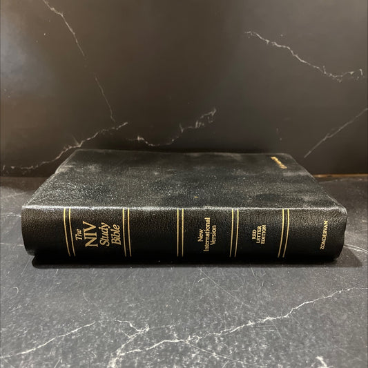 holy bible, new international version study bible book, by H. Palmer, 1985 Leather image 1