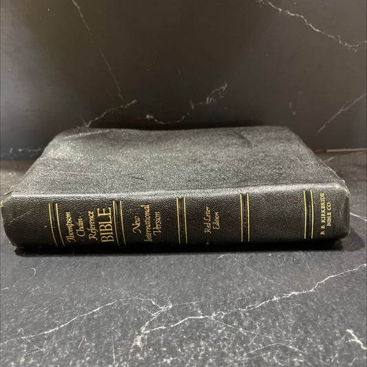 holy bible, new international version book, by Frank Charles Thompson, D.D., Ph.D., 1983 Leather image 1