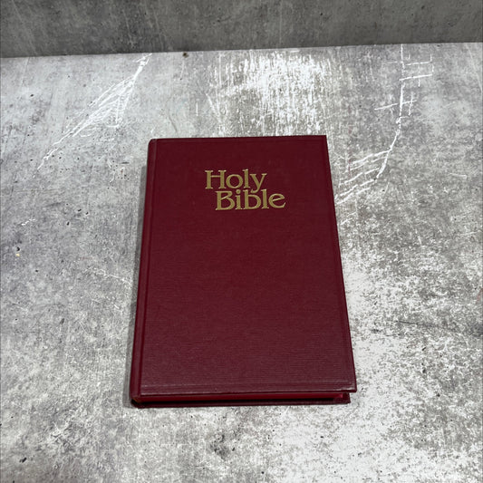 holy bible, new king james version book, by Thomas Nelson, 1982 Hardcover image 1