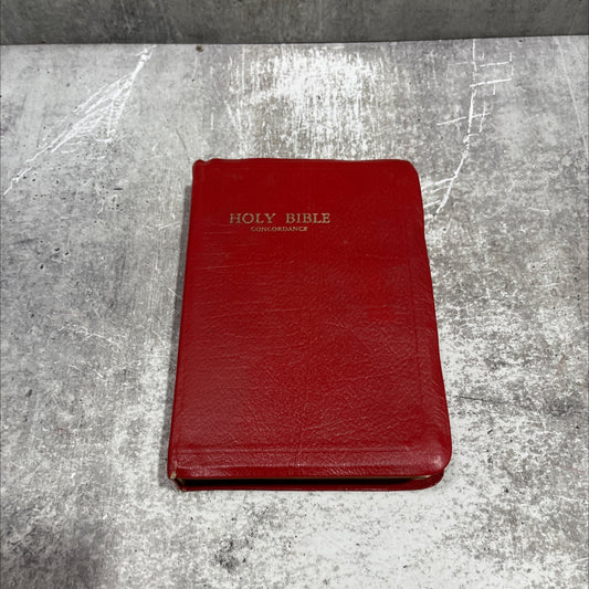 holy bible, self-pronouncing edition book, by unknown, 1970 Leather image 1