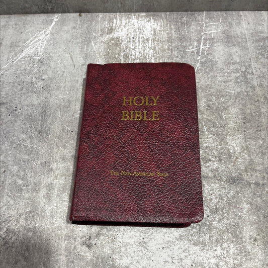 holy bible: the new american bible book, by unknown, 2010 Leather image 1