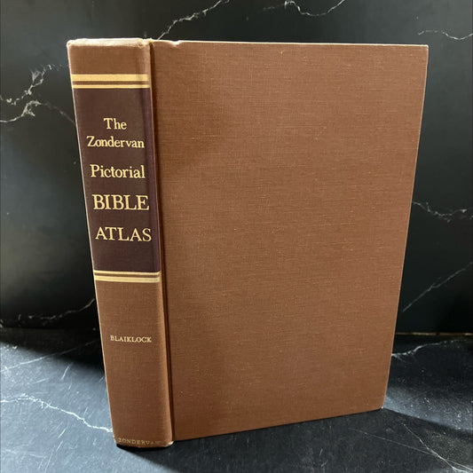 holy bible atlas book, by E. M. Blaiklock, 1972 Hardcover image 1