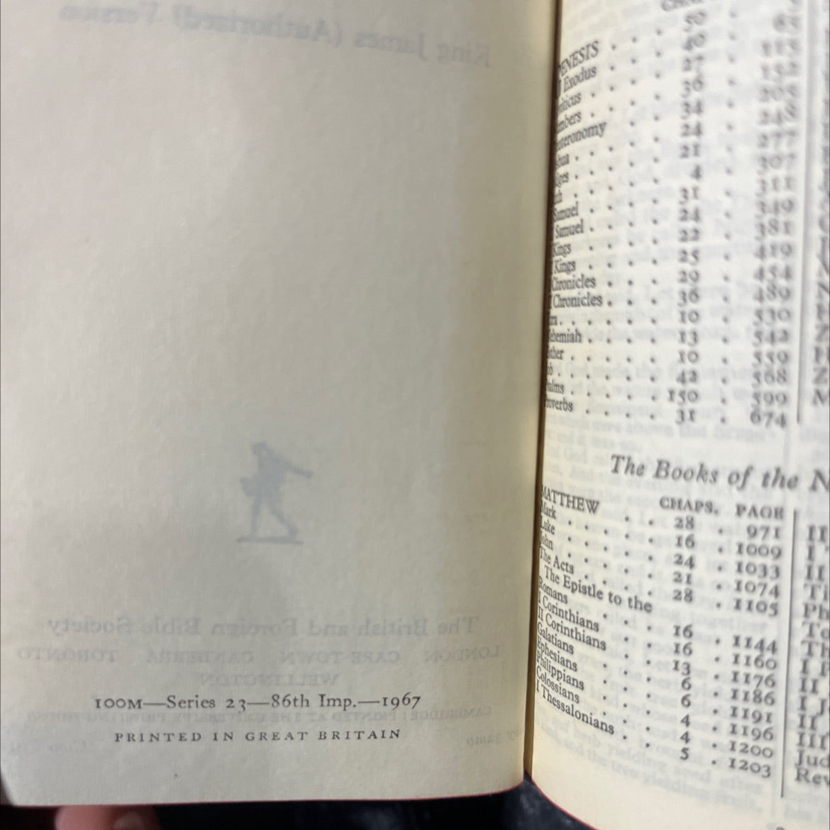 holy bible containing the old and new testaments book, by unknown, 1967 Hardcover image 3