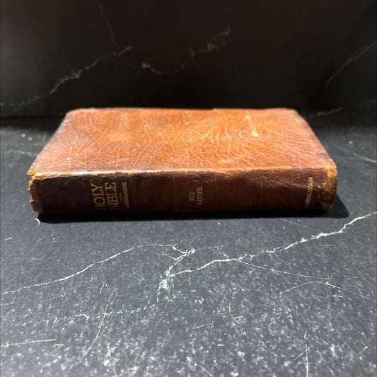 holy bible containing the old and new testaments book, by unknown, 1970 Leather image 1