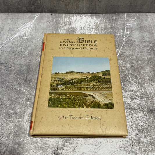 holy bible encyclopedia in story and pictures book, by H. S. Stuttman Co., Inc., 1968 Hardcover image 1