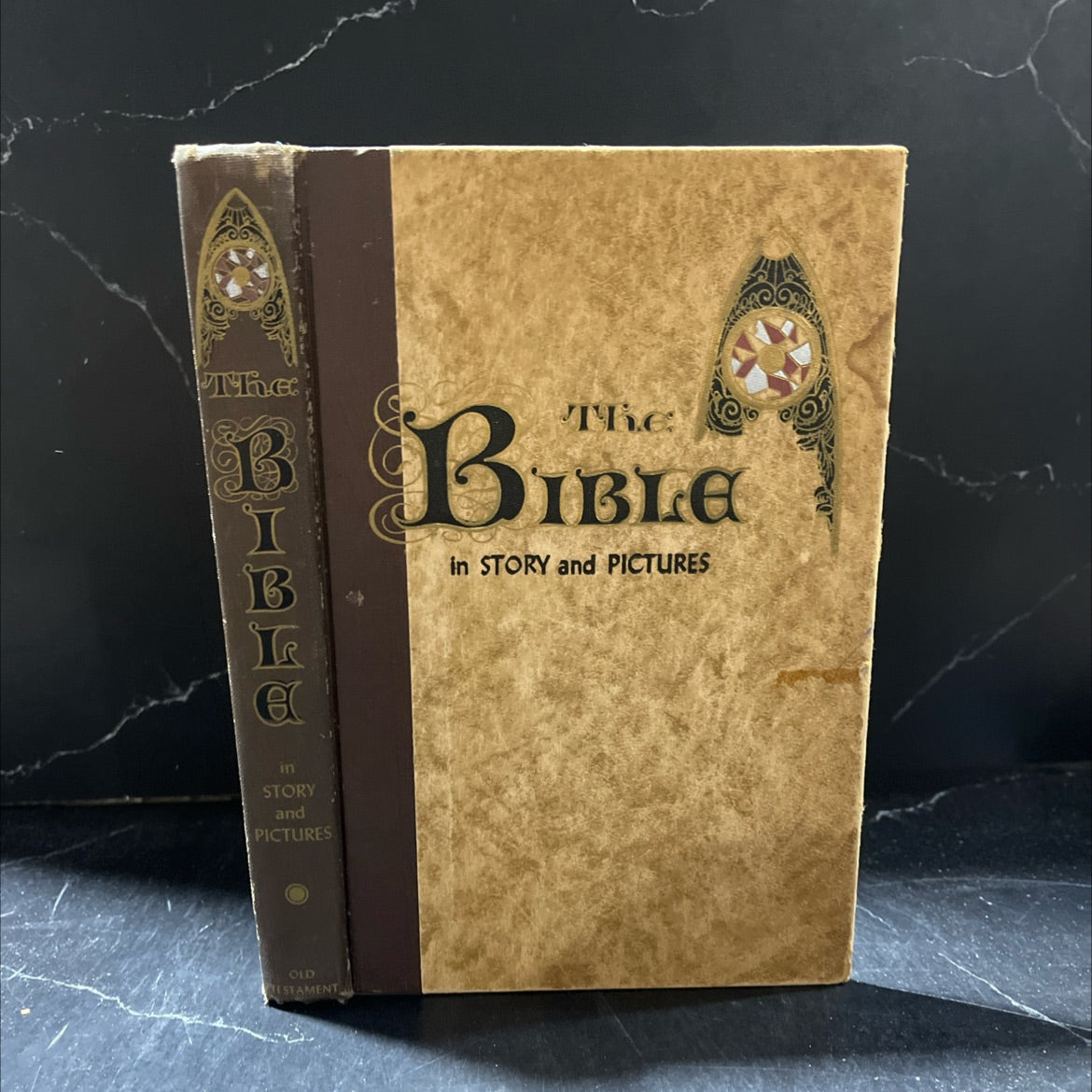 holy bible in story and pictures book, by harold begbie, 1956 Hardcover image 1