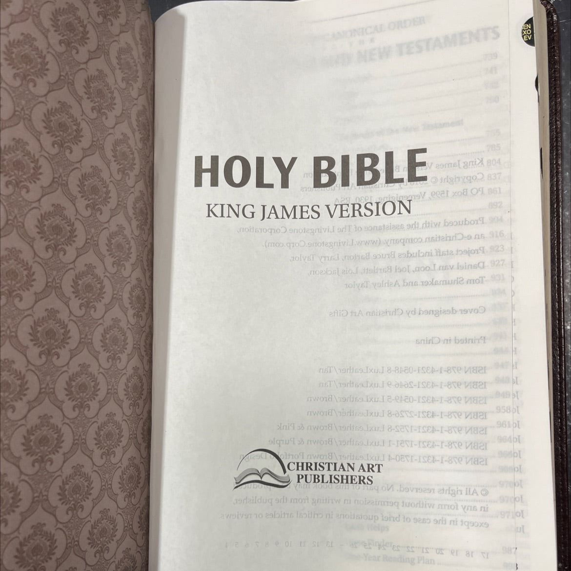 holy bible king james version large print edition book, by christian art publishers, 2016 Leather image 2