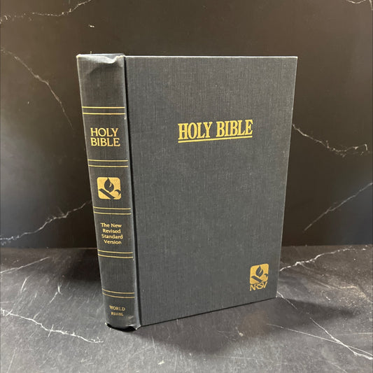 holy bible king james version book, by unknown, 1970 Hardcover image 1