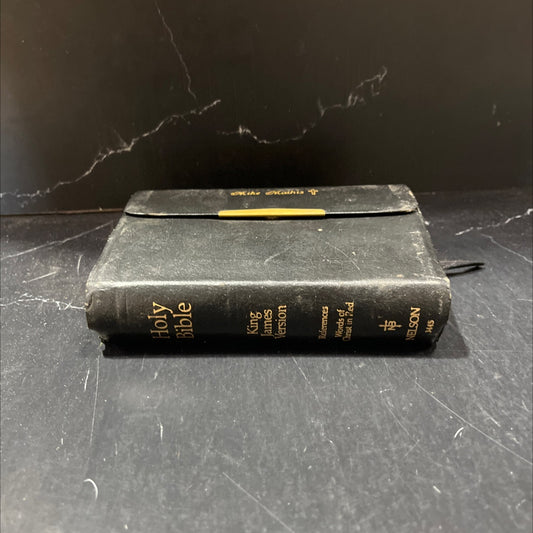 holy bible lapsentation ezekiel old and new testaments in the king james version book, by unknown, 1972 Leather image 1