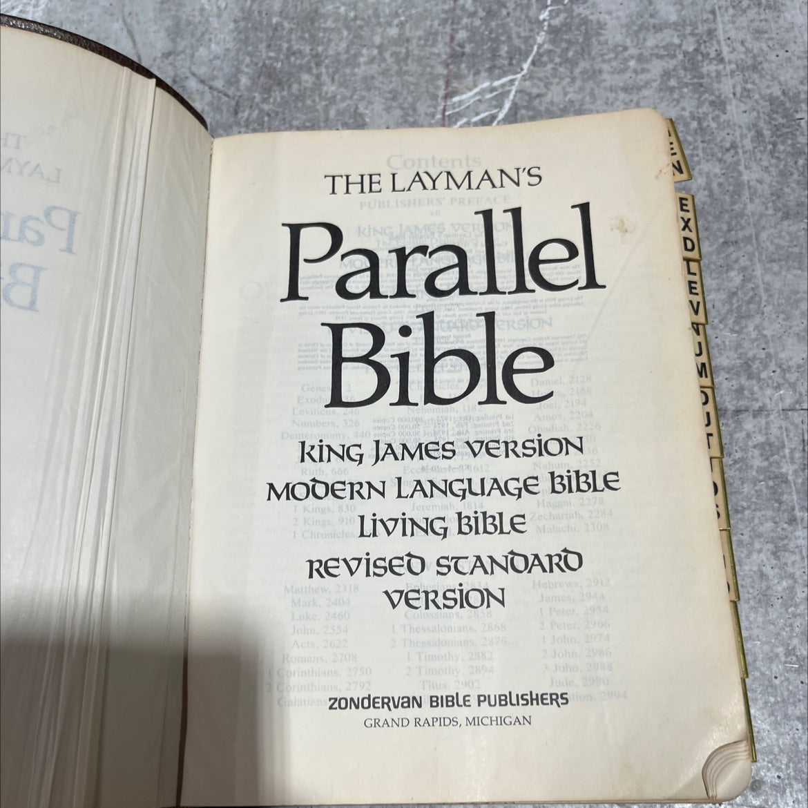 holy bible layman's parallel bible book, by unknown, 1973 Leather image 2