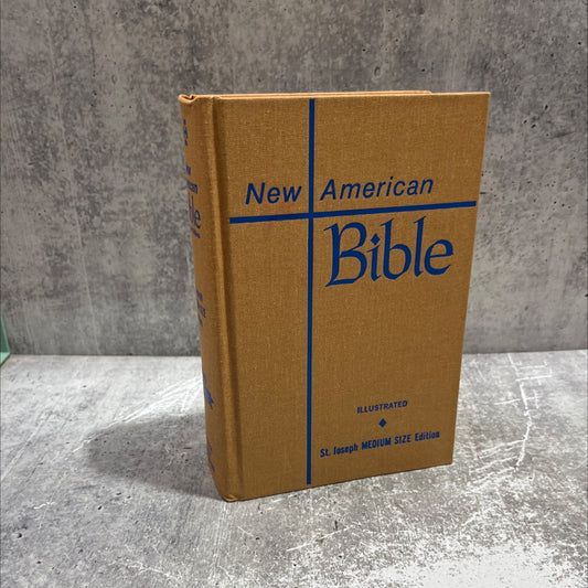 holy bible new american bible revised edition book, by Confraternity of Christian Doctrine, 2010 Hardcover image 1