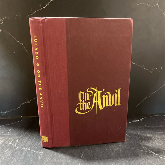 holy bible new international version book, by Max Lucado, 1985 Hardcover image 1