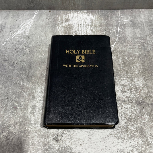 holy bible new revised standard version containing the old and new testaments and the deuterocanonical books book, by image 1