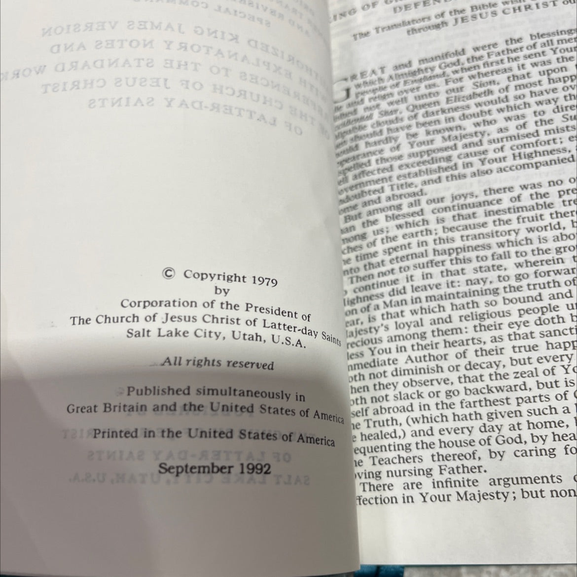 holy bible of great britain, france, and ireland book, by unknown, 1979 Leather image 3