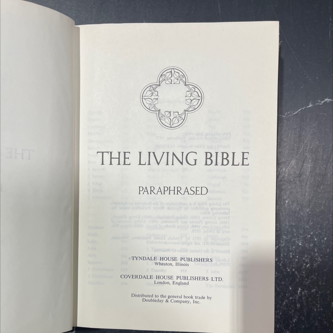 holy bible the living bible paraphrased book, by unknown, 2001 Hardcover image 2